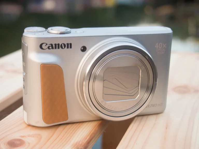 canon powershot sx740